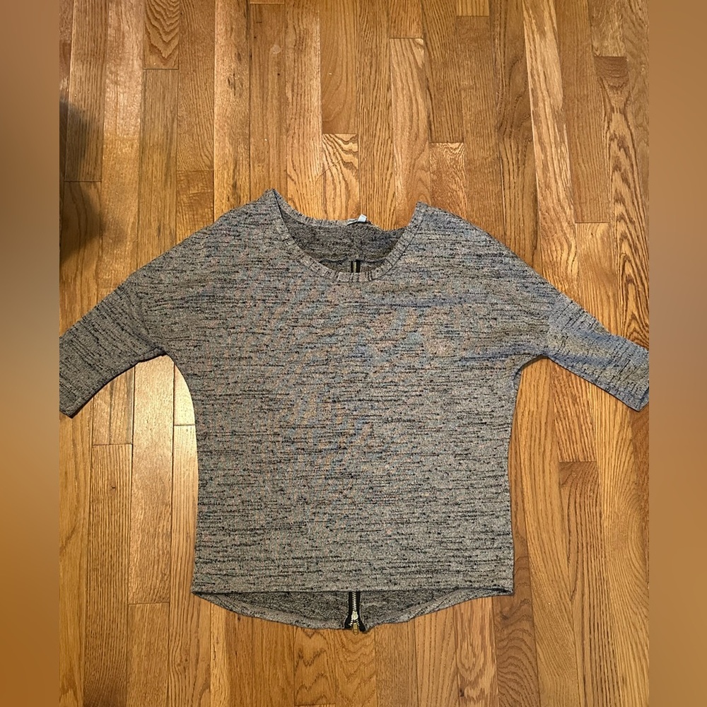 Charlotte Russe Gray Knit Sweater thin material with back stylish gold zipper